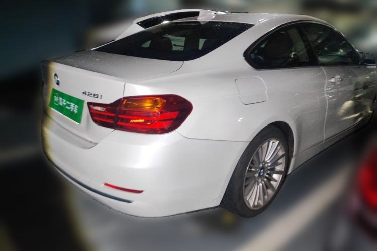 Used BMW 4 Series 2014 428i Luxury Design Package Rear Right 45 Deg