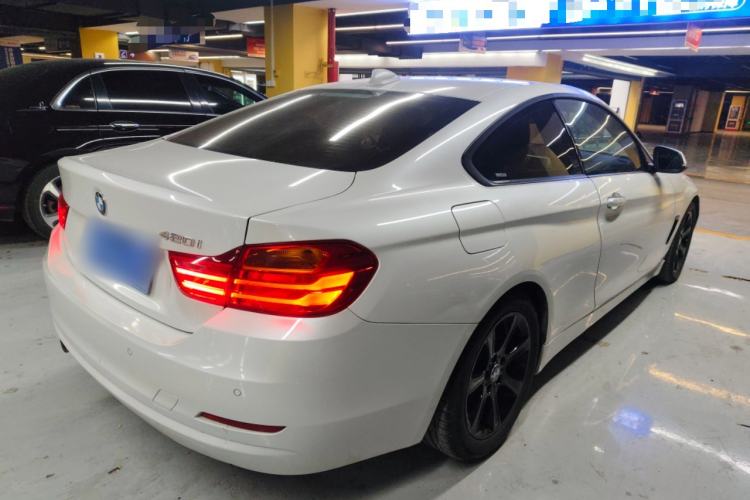Used BMW 4 Series 2014 420i Fashion Model Rear Right 45 Deg