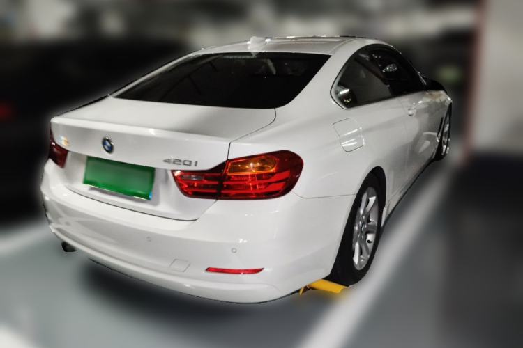 Used BMW 4 Series 2014 420i Fashion Model Rear Right 45 Deg