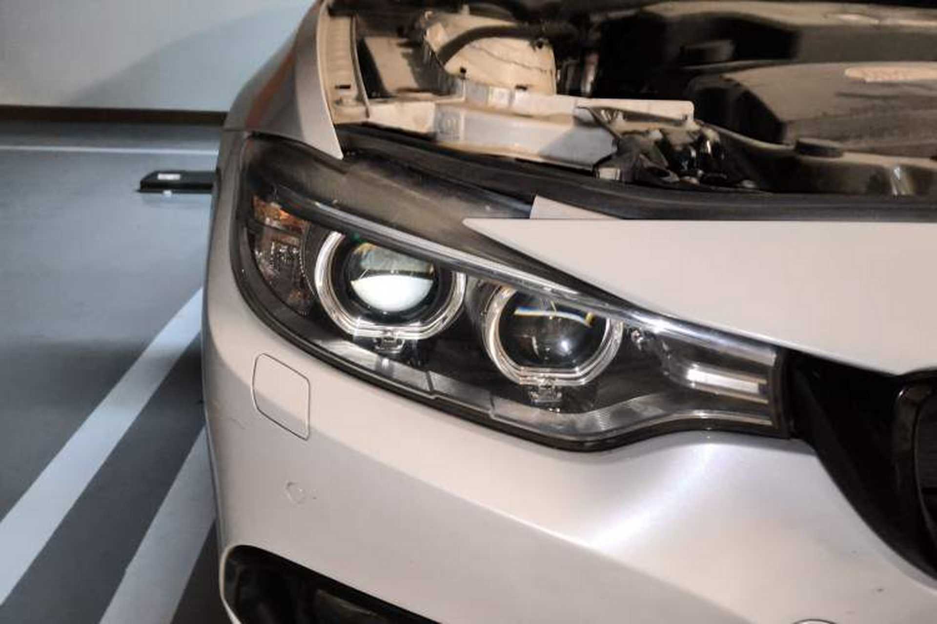 Used BMW 4 Series 2014 420i Gran Coupe Sport Design Package Right Front Headlight