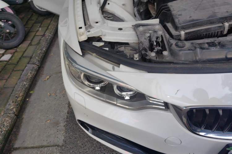 Used BMW 4 Series 2014 420i Gran Coupe Sport Design Package Right Front Headlight