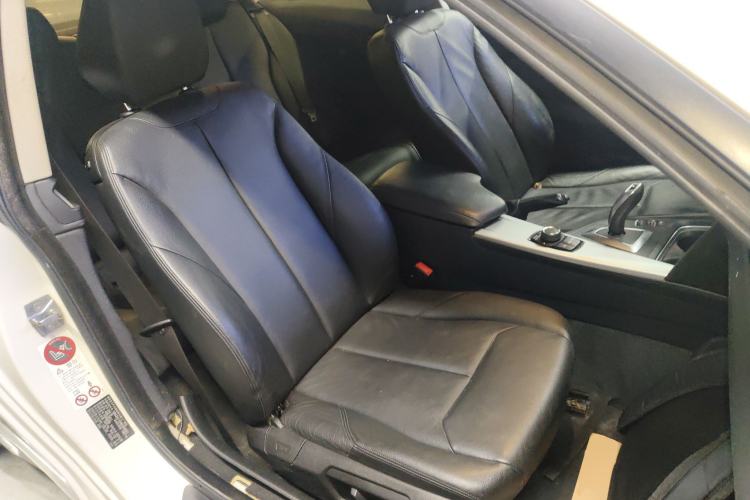 Used BMW 4 Series 2014 420i Fashion Model Right Front Seat