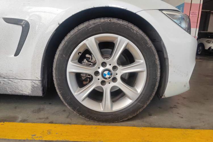 Used BMW 4 Series 2014 420i Fashion Model Right Front Wheel Hub