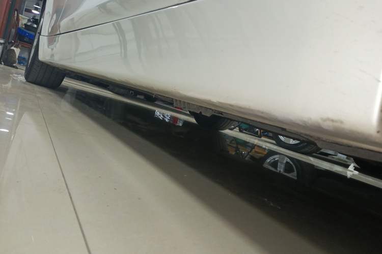 Used BMW 4 Series 2014 420i Gran Coupe Fashion Model Right Side Sill