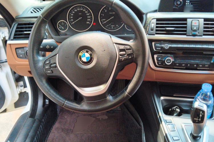 Used BMW 4 Series 2014 420i Fashion Model Steering Wheel