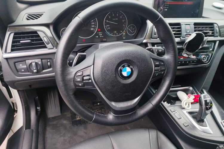 Used BMW 4 Series 2014 428i Convertible Design Package Steering Wheel