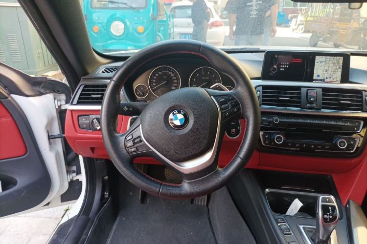 Used BMW 4 Series 2014 428i Convertible Sport Design Package Steering Wheel