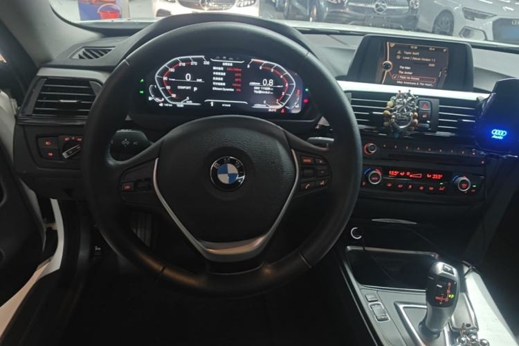 Used BMW 4 Series 2014 420i Fashion Model Steering Wheel