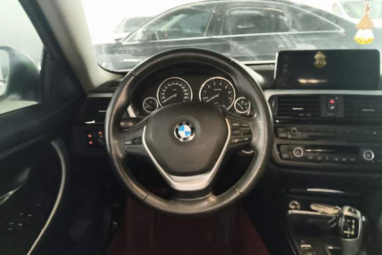Used BMW 4 Series 2014 420i Gran Coupe Fashion Model Steering Wheel