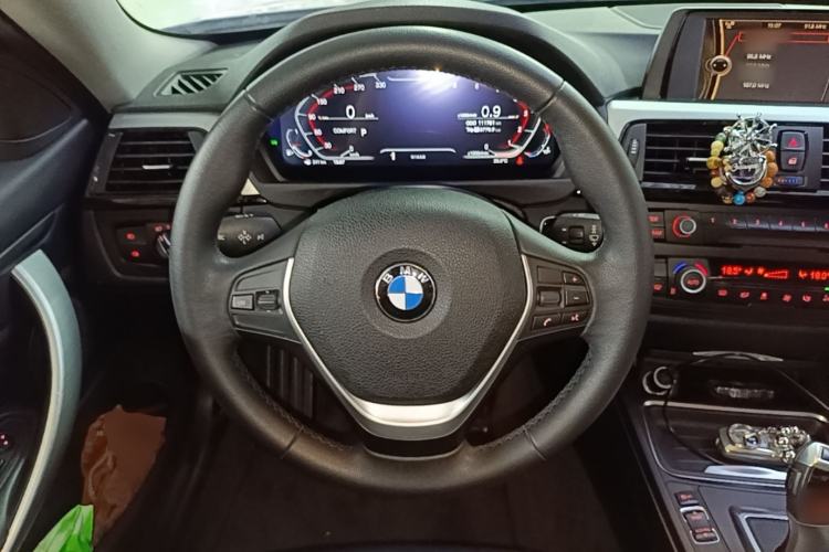 Used BMW 4 Series 2014 420i Fashion Model Steering Wheel