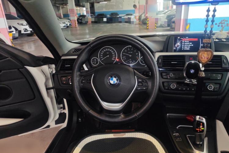 Used BMW 4 Series 2014 420i Fashion Model Steering Wheel