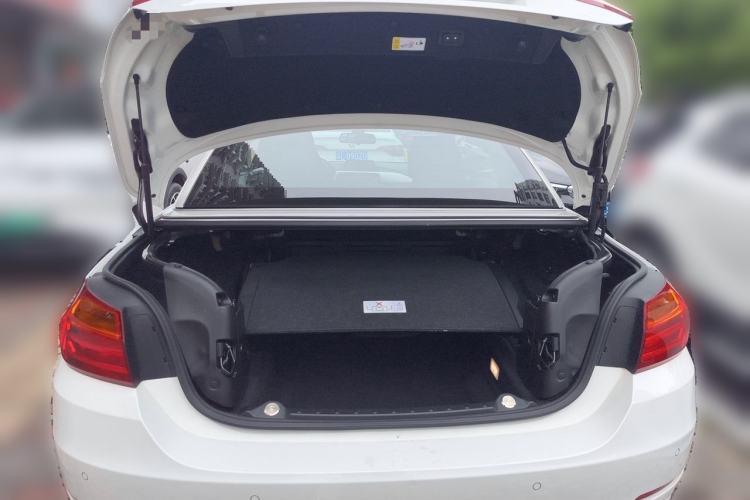 Used BMW 4 Series 2014 420i Convertible Fashion Model Trunk