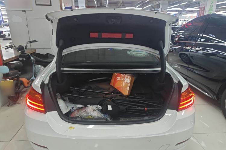 Used BMW 4 Series 2014 420i Fashion Model Trunk