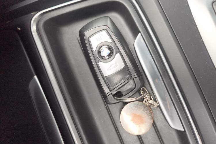 Used BMW 4 Series 2014 420i Convertible Fashion Model Vehicle Key