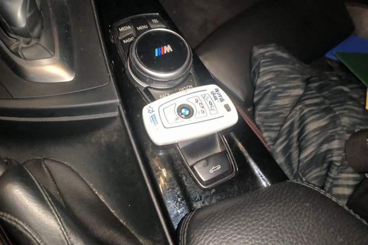Used BMW 4 Series 2014 428i Convertible Sport Design Package Vehicle Key
