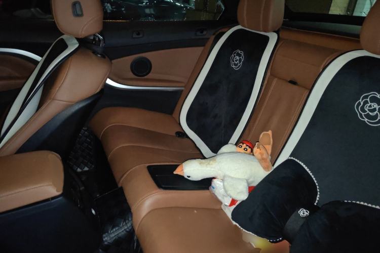 Used BMW 4 Series 2014 435i Convertible Luxury Design Package Left Rear Seat