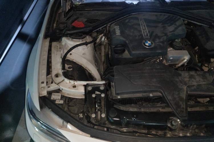 Used BMW 4 Series 2015 428i Limited Edition Engine Bay Right