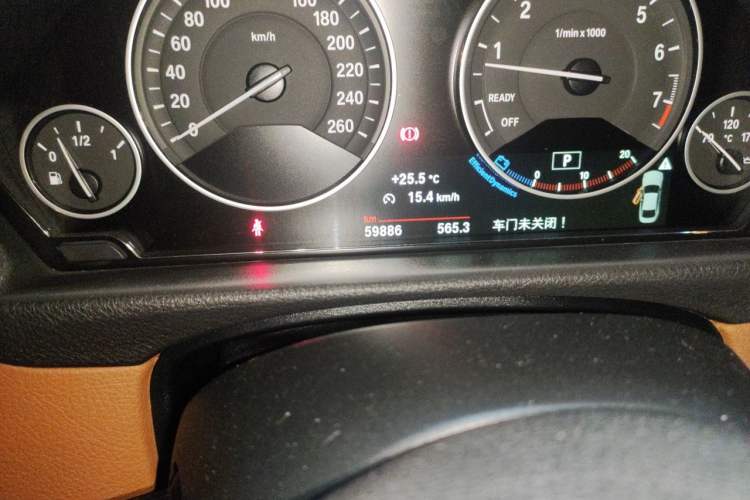 Used BMW 4 Series 2015 428i Limited Edition Odometer Close Up