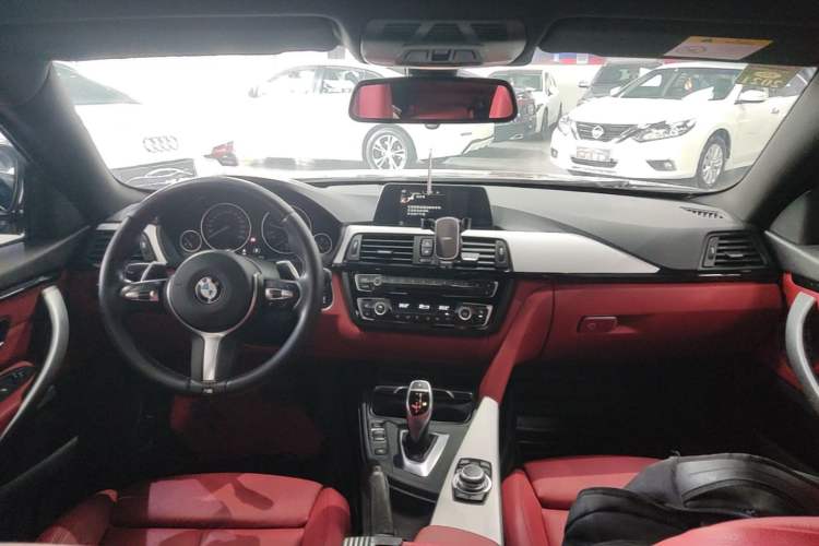 Used BMW 4 Series 2016 420i Gran Coupe M Sport Edition Center Console
