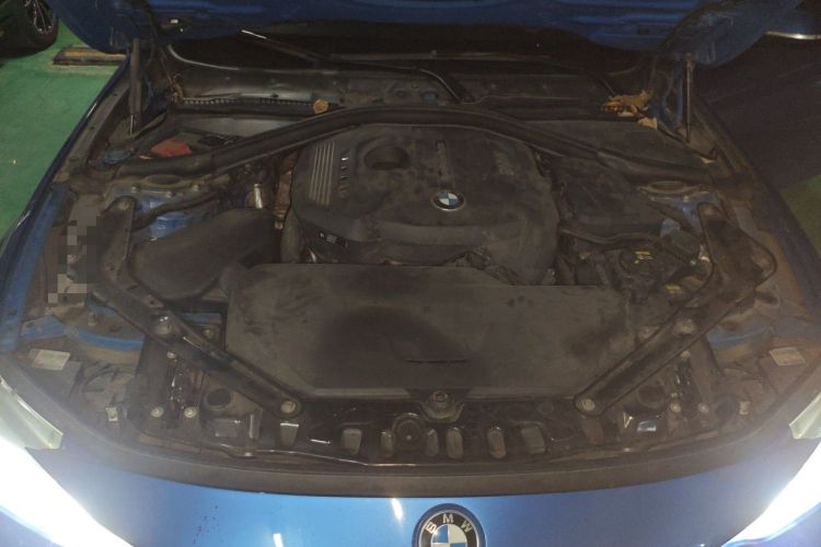 Used BMW 4 Series 2016 430i Convertible Design Package Engine Bay