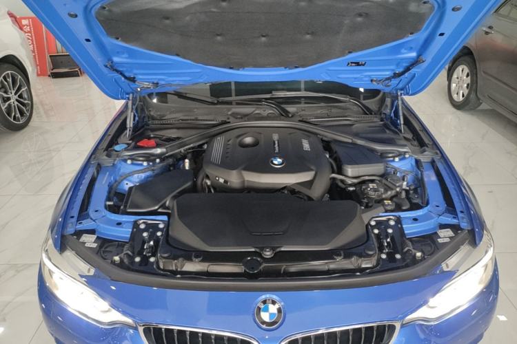 Used BMW 4 Series 2016 420i Design Package Model Engine Bay