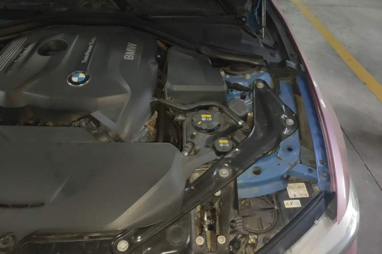 Used BMW 4 Series 2016 430i Convertible Design Package Engine Bay Left