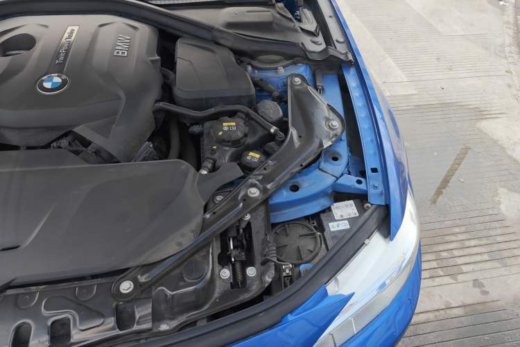 Used BMW 4 Series 2016 430i Convertible Design Package Engine Bay Left