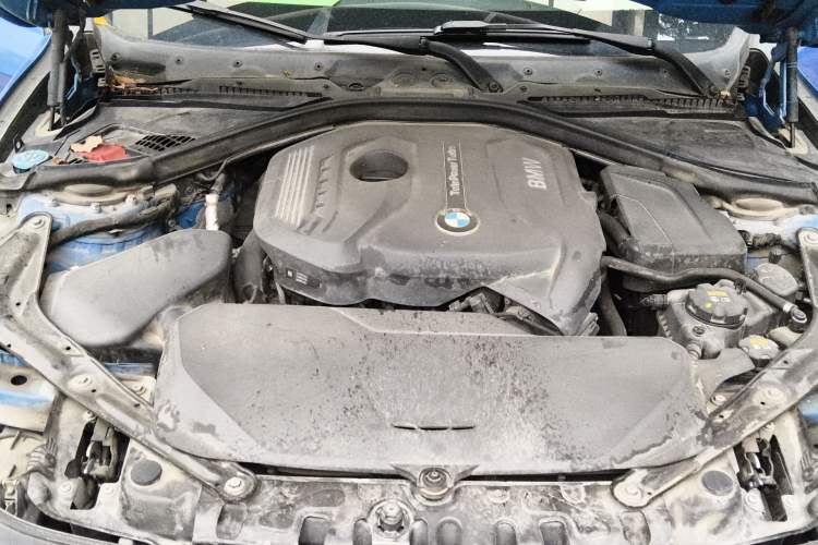 Used BMW 4 Series 2016 430i Convertible Design Package Engine Bay