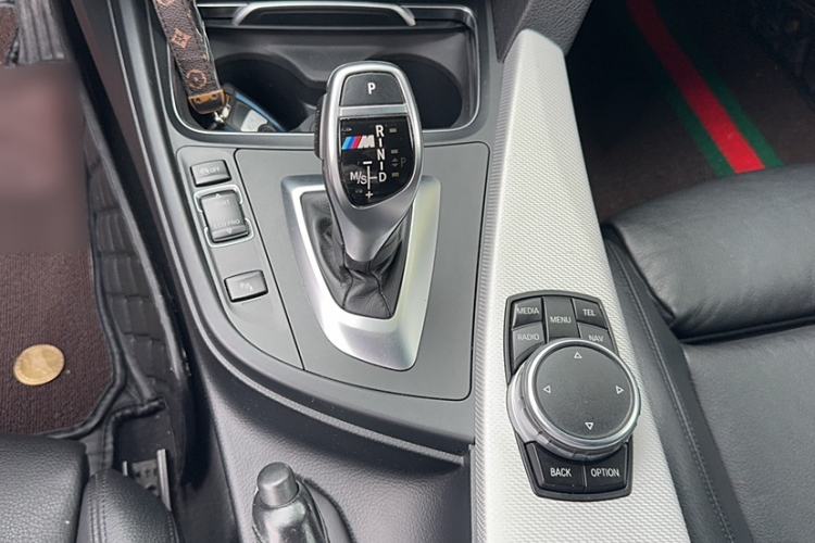 Used BMW 4 Series 2016 420i Gran Coupe M Sport Edition Gear Lever