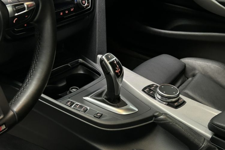 Used BMW 4 Series 2016 430i xDrive Design Package Edition Gear Lever