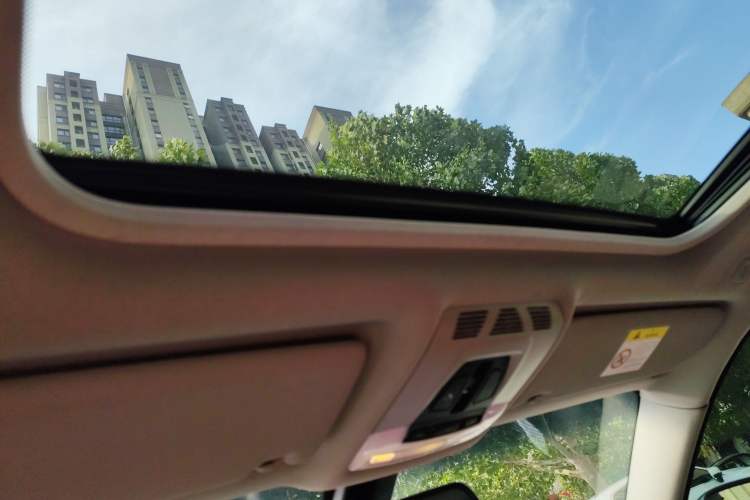 Used BMW 4 Series 2016 420i Fashion Model Headliner