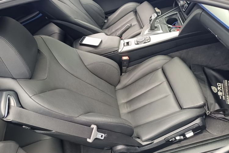 Used BMW 4 Series 2016 430i Convertible Design Package Interior 9