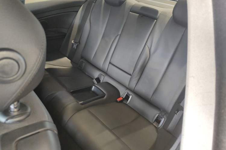 Used BMW 4 Series 2016 420i Fashion Model Left Rear Seat