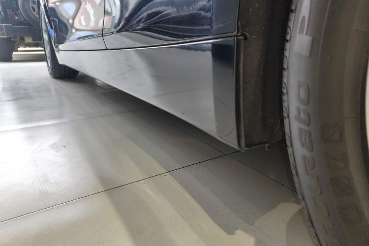Used BMW 4 Series 2016 420i Fashion Model Left Side Sill