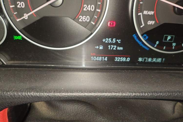 Used BMW 4 Series 2016 430i Convertible Design Package Odometer Close Up