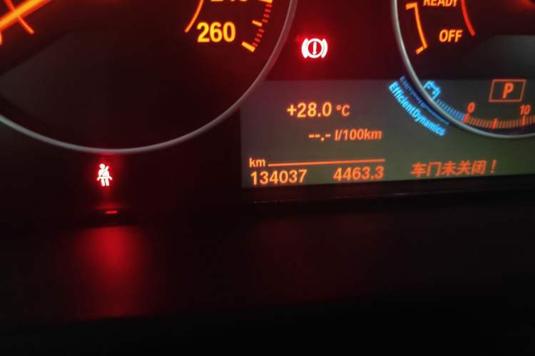 Used BMW 4 Series 2016 430i Convertible Design Package Odometer Close Up