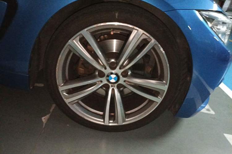 Used BMW 4 Series 2016 430i Gran Coupe M Sport Edition Right Front Wheel Hub