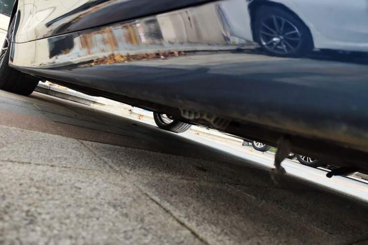 Used BMW 4 Series 2016 420i Fashion Model Right Side Sill