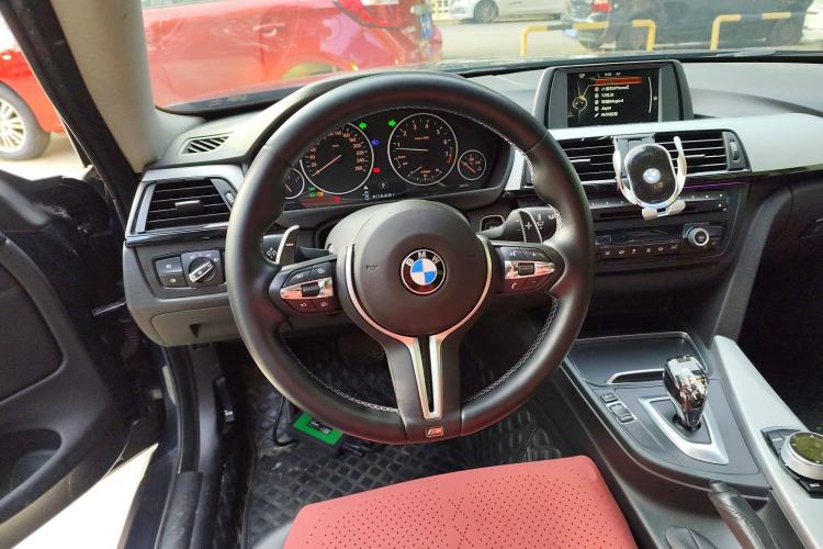 Used BMW 4 Series 2016 420i Fashion Model Steering Wheel