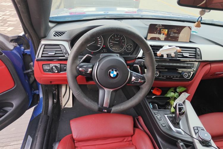 Used BMW 4 Series 2016 430i Convertible Design Package Steering Wheel