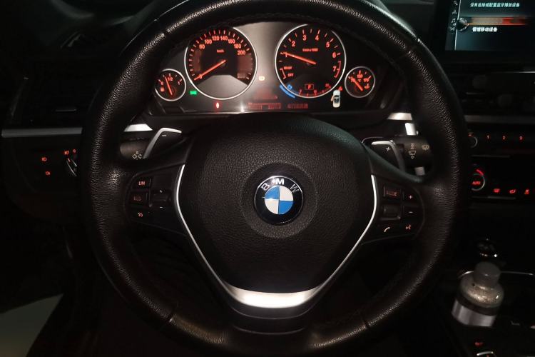 Used BMW 4 Series 2016 430i Convertible Design Package Steering Wheel