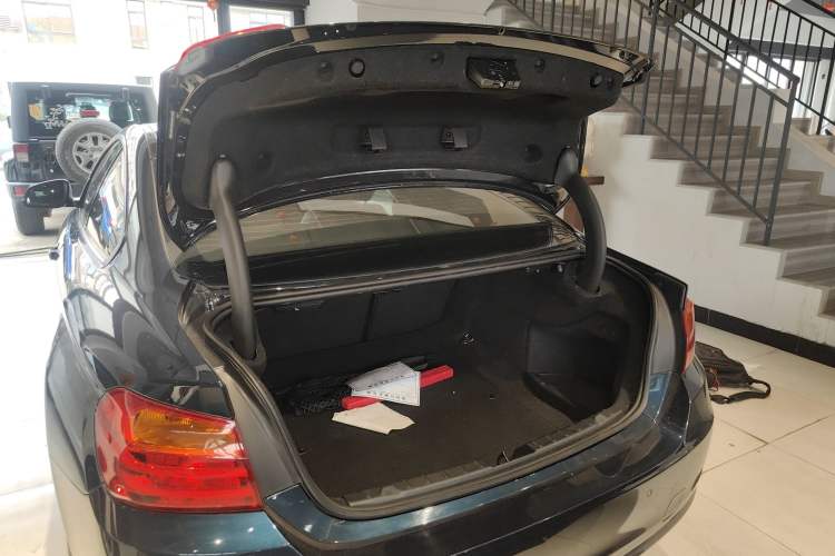 Used BMW 4 Series 2016 420i Fashion Model Trunk