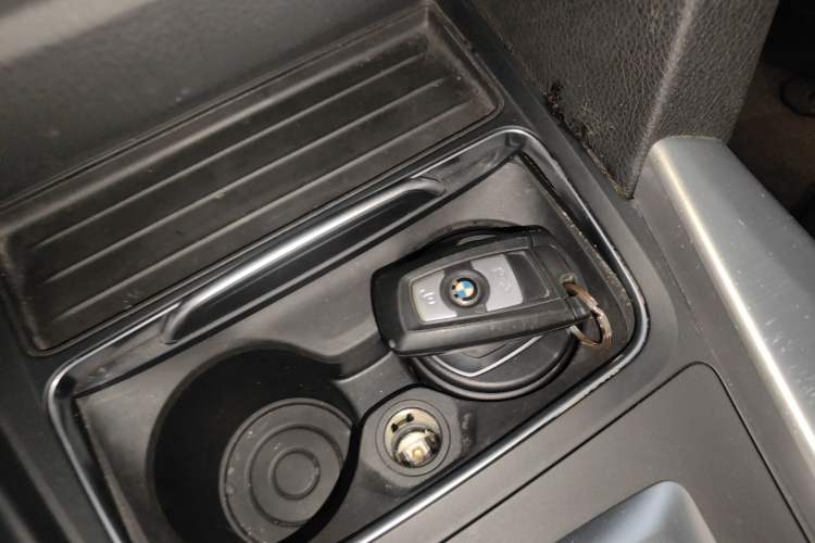 Used BMW 4 Series 2016 420i Fashion Model Vehicle Key