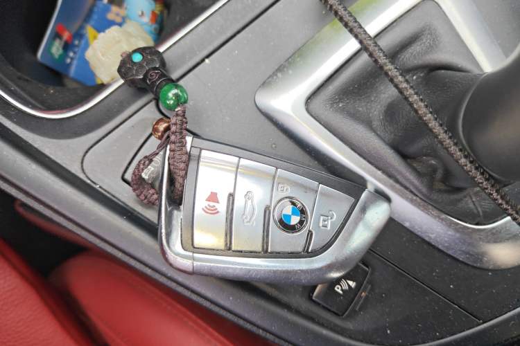 Used BMW 4 Series 2016 430i Convertible Design Package Vehicle Key