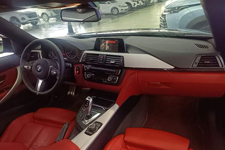 Used BMW 4 Series 2016 420i Design Package Model Center Console