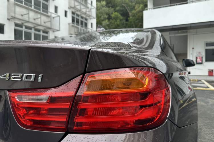 Used BMW 4 Series 2016 420i Design Package Model Exterior 6