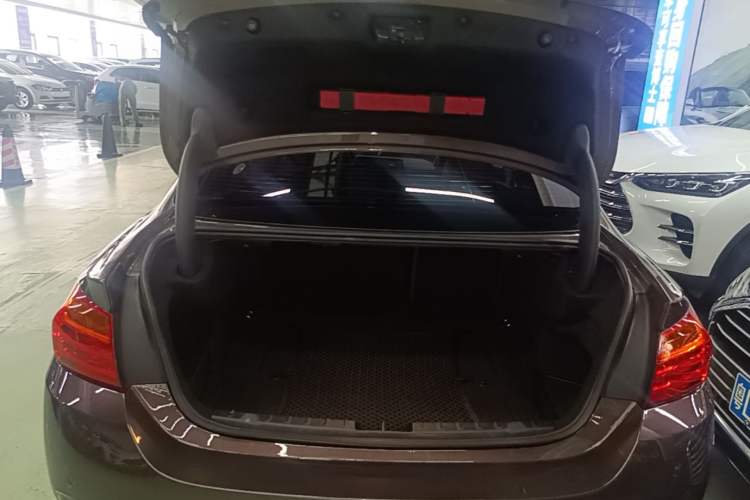 Used BMW 4 Series 2016 420i Design Package Model Trunk