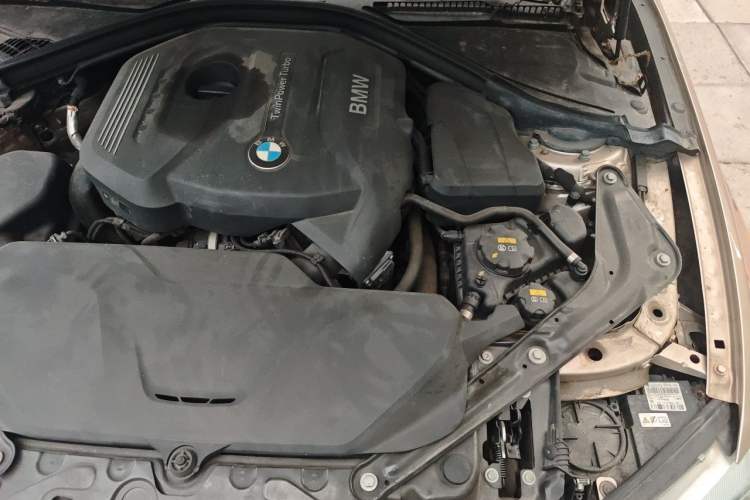 Used BMW 4 Series 2016 420i Convertible Design Package Edition Engine Bay Left