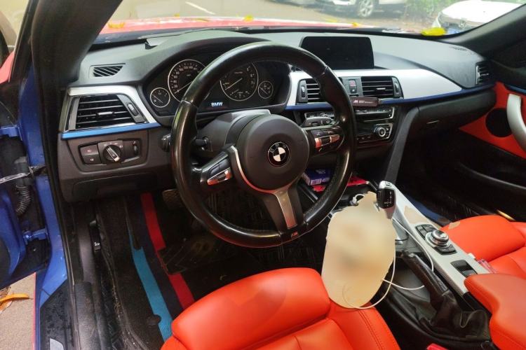 Used BMW 4 Series 2016 420i Convertible Design Package Edition Center Console