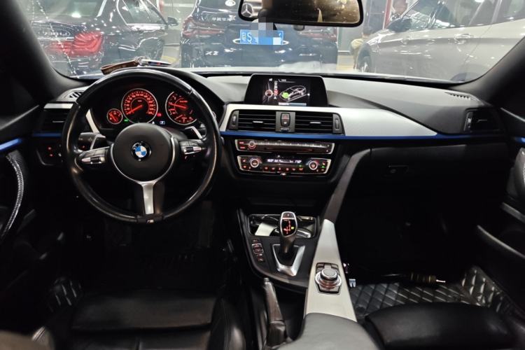 Used BMW 4 Series 2016 420i Gran Coupe M Sport Edition Center Console